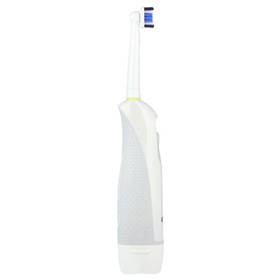 Oral-B, Oral-B 3D White Brilliance Whitening Battery Toothbrush, White, 1 Toothbrush Oral-B, Oral-B 3D White Brilliance Whitening Battery Toothbrush, White, 1 Toothbrush